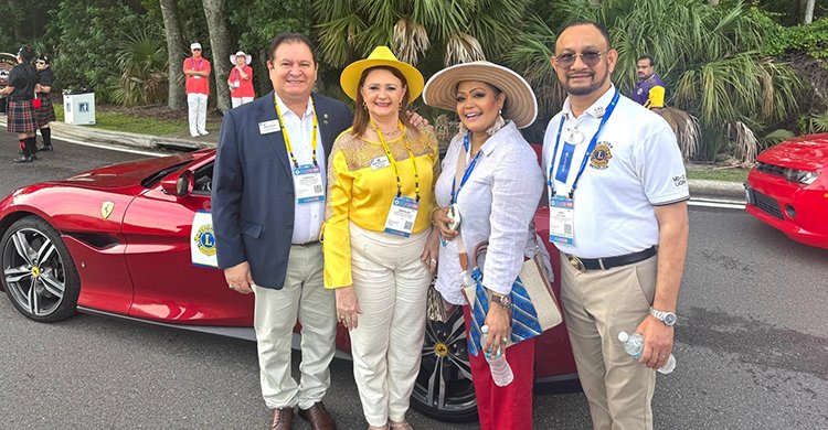 আন্তর্জাতিক লায়ন্স কনভেনশনে উজ্জ্বল বাংলাদেশি মুখ : নিউ ইয়র্কের ডিস্ট্রিক্ট ২০ আর২ এর গভর্নর আসেফ বারী