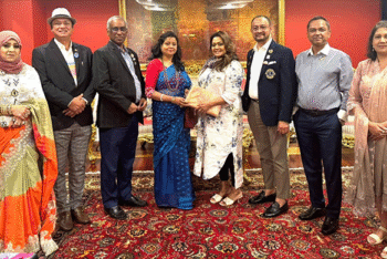 নিউইয়র্কের বারী ষ্টেটে লায়ন ইন্টারন্যাশনাল ডিস্ট্রিক্ট ৩১৫ এ২ বাংলাদেশের গভর্নর শংকর কুমার রায়ের সংবর্ধনা