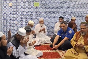 মৌলভীবাজার ডিস্ট্রিক্ট সোসাইটির উদ্যোগে দোয়া মাহফিল অনুষ্ঠিত