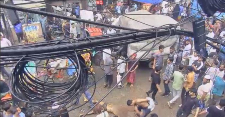 ক্ষমতা যখন যার হাতে থাকে, নৃশংসতাও তার দাসে পরিণত হয়