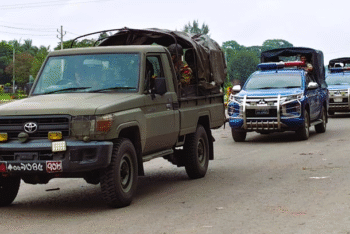 গোপালগঞ্জে থমথমে পরিস্থিতি, টহলে সেনা-পুলিশ