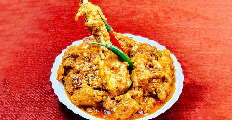 চিকেন স্টিমার কারি