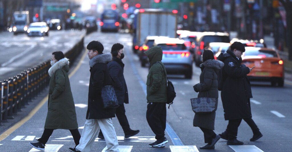 দক্ষিণ কোরিয়া: আত্মহত্যার শীর্ষে, জন্মহারের তলানিতে