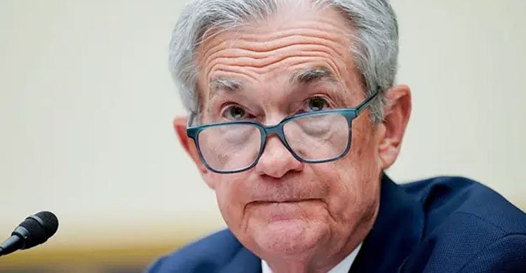 ফেডারেল রিজার্ভ ব্যাংকের প্রধানকে পদত্যাগ করতে বললেন ট্রাম্প