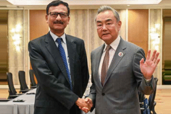 বাংলাদেশের বিশ্বাসযোগ্য বন্ধু ও সহযোগী হতে চায় চীন জানালেন পররাষ্ট্রমন্ত্রী ওয়াং ই