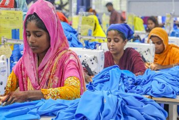 মার্কিন শুল্ক কমানো সম্ভব না হলে পোশাক রফতানিতে ভিয়েতনামের চেয়ে পিছিয়ে পড়ার শঙ্কা