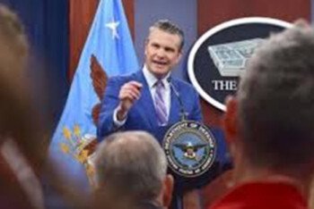 ইউক্রেনে যুদ্ধাস্ত্রের চালান স্থগিত করেছে যুক্তরাষ্ট্র