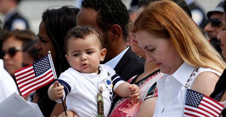 জন্মসূত্রে নাগরিকত্ব নিয়ে ট্রাম্পের আদেশ ‘ক্লাস একশন’ মামলায় আবার স্থগিত করলেন নিউ হ্যাম্পশায়ারের ফেডারেল বিচারক