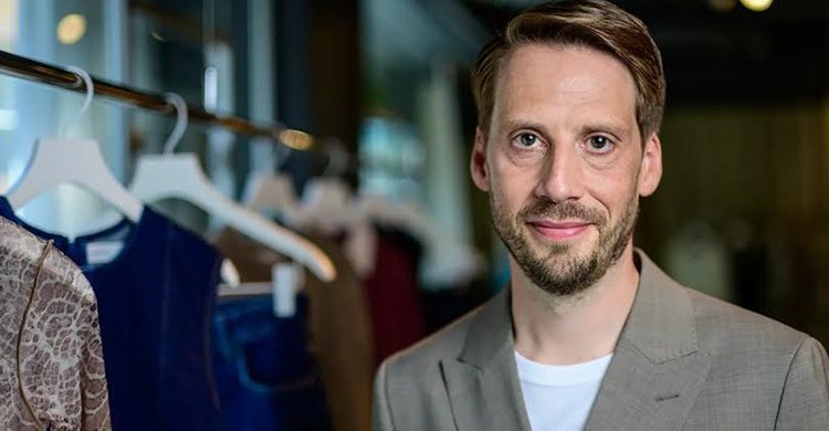 ট্রাম্পের পাল্টা শুল্কে যুক্তরাষ্ট্রে পোশাকের দাম বাড়ছে বললেন এইচঅ্যান্ডএম সিইও