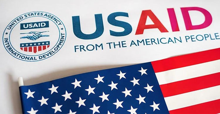 ইউএসএআইডি বন্ধ করায় ট্রাম্প প্রশাসনের সমালোচনা করলেন ওবামা ও বুশ