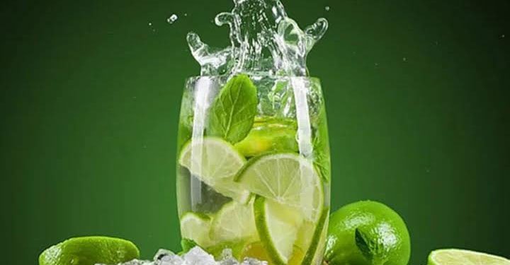 গরম পানিতে লেবু কেন খাবেন?