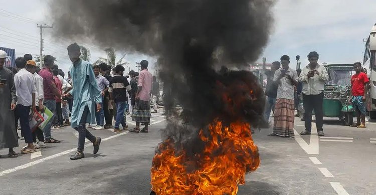 বাংলাদেশে আইনের শাসন না থাকায় গণপিটুনি, মব তৈরি বাড়ছে