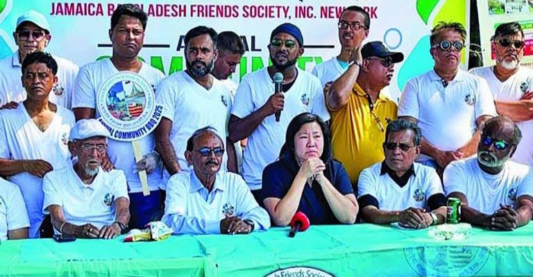 চলছে ২৫ বছরপূর্তি অনুষ্ঠানের আয়োজন, বিপুল উৎসাহ-উদ্দীপনায় জ্যামাইকা বাংলাদেশ ফ্রেন্ডস সোসাইটি’র ফ্যামিলি বারবিকিউ পার্টি