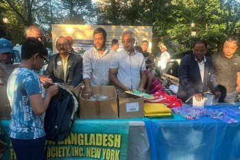 নিউইয়র্কে শিক্ষার্থীদের জন্য জ্যামাইকা বাংলাদেশ ফ্রেন্ডস সোসাইটির ‘ব্যাক টু স্কুল’ কর্মসূচি