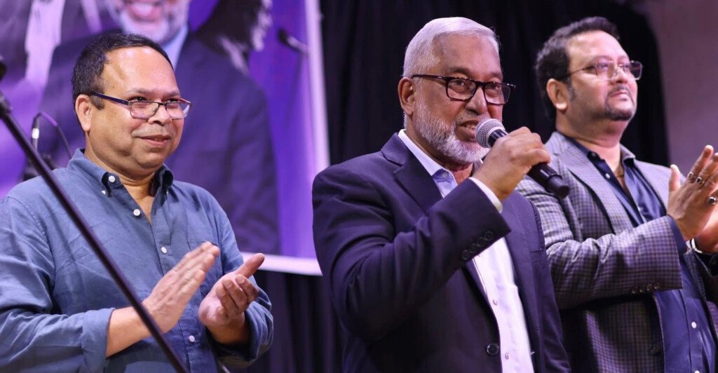 নিউ ইয়র্কে বাংলাদেশের নন্দিত সুরকার নকীব খানের জাদুকরী পরিবেশনায় মুগ্ধ শ্রোতারা