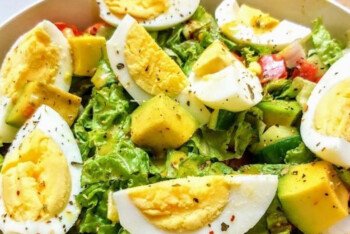 ওজন কমাতে খেতে পারেন ডিম সালাদ