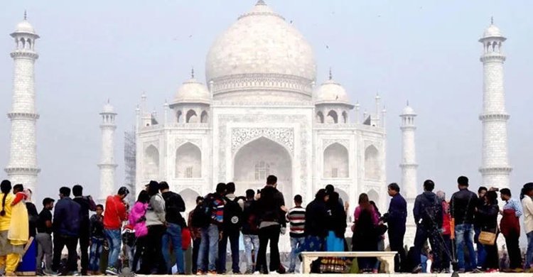 গত পাঁচ বছরে ভারতে বিদেশি পর্যটক আগমনে শীর্ষে যুক্তরাষ্ট্র, ২য় স্থানেই বাংলাদেশ