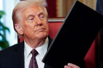 মার্কিন অর্থনীতিকে চাপে রেখেই শুল্ক কার্যকর করছেন ট্রাম্প