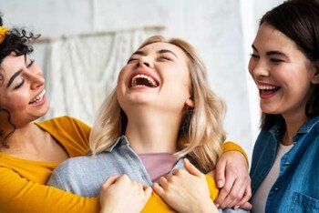 শারীরিক ও মানসিক সুস্থতার জন্য হাসি কেন গুরুত্বপূর্ণ