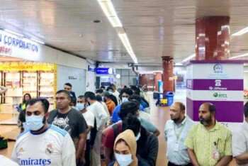 ৩ বছর ঘুরে যুক্তরাষ্ট্রে, ৭ মাস বন্দি থাকার পর খালি হাতে দেশে সিলেটের আলমগীর