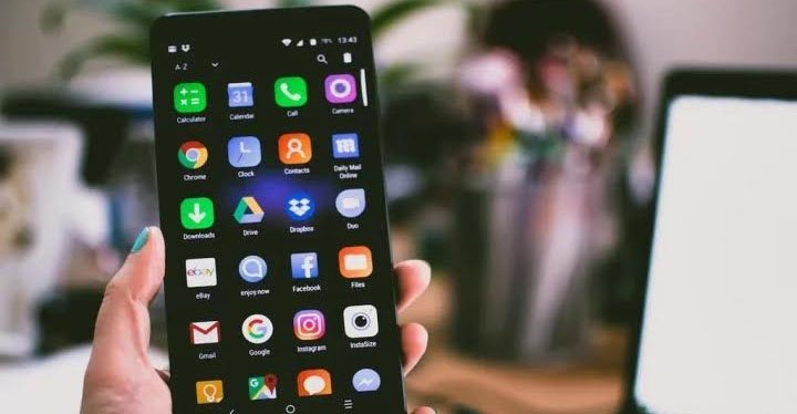 নিউ ইয়র্কসহ যুক্তরাষ্ট্রের ২৫ অঙ্গরাজ্যের স্কুলে বিভিন্ন পর্যায়ে মোবাইল ফোন ব্যবহার নিষিদ্ধ