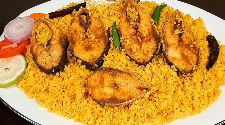 ইলিশ খিচুড়ি