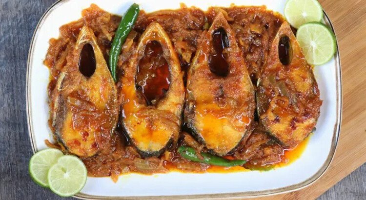 পানি খোলা ইলিশ