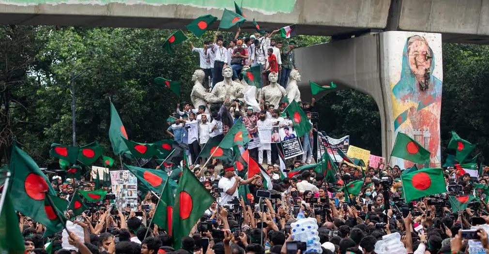 কীভাবে তৈরি হলো ‘জুলাই বেনিয়া’