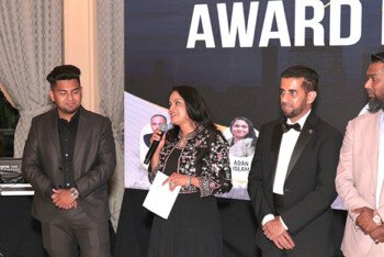 নিউইয়র্কে অ্যাবারনির জমকালো অ্যাওয়ার্ড নাইট, স্বনামধন্য রিয়েলটদের মিলনমেলা