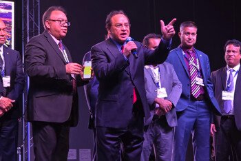 মূল আকর্ষণ সাংস্কৃতিক অনুষ্ঠান, যুক্তরাষ্ট্র ও কানাডায় বিভক্ত ফোবানার নামে তিন সম্মেলনের সমাপ্তি