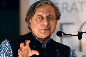 ডাকসুতে শিবিরের বিজয় মৌলবাদের প্রতি সমর্থন নয়, বিকল্প খোঁজার আকুতি – ভারতীয় কুচনীতিবিদ শশী থারুর