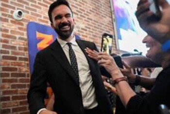 নাইন ইলেভেনের নগরীতে মুসলিম মেয়র?