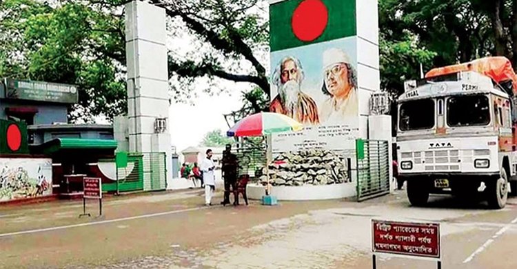 ভারতের সাথে তিনটি স্থলবন্দর পুরোপুরি বন্ধ করে দেওয়ার সিদ্ধান্ত ইউনূস সরকারের, দু’টিই পশ্চিমবঙ্গ লাগোয়া!