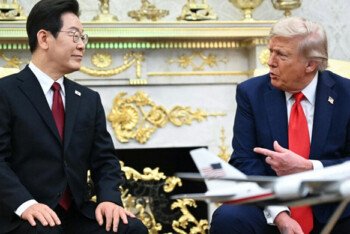 যুক্তরাষ্ট্রে বিনিয়োগে দ্বিধাগ্রস্ত দক্ষিণ কোরিয়ার কম্পানিগুলো, হোমল্যান্ড সিকিউরিটির ধরপাকড়ের ঘটনায় প্রেসিডেন্ট লি জে-মিয়ং