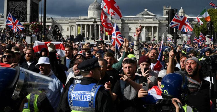 লন্ডনে বিশাল অভিবাসনবিরোধী বিক্ষোভ; বক্তব্য দিলেন মাস্ক, চাইলেন ব্রিটেনের সরকার পরিবর্তন