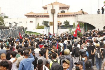 শ্রীলঙ্কা ও বাংলাদেশের পর নেপালে সরকার পতন : ফের অপ্রস্তুত অবস্থায় ভারত