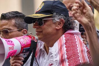 নিউইয়র্কে ফিলিস্তিনপন্থী বিক্ষোভে যাওয়ায় বাতিল হচ্ছে কলম্বিয়ার প্রেসিডেন্টের মার্কিন ভিসা