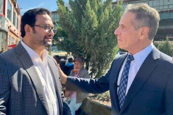 মেয়র নির্বাচনে বাংলাদেশি ব্যবসায়ী নেতার সমর্থন এন্ড্রু কুমোর প্রতি, জ্যাকসন হাইটসে কুমো