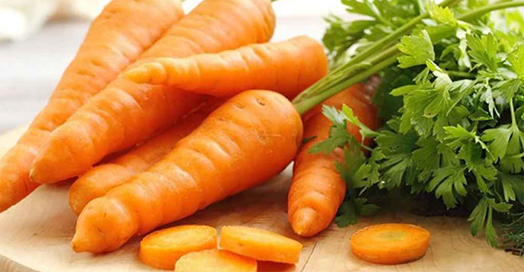 ক্যানসার প্রতিরোধে মহাঔষধ গাজর