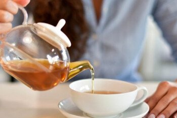 খালি পেটে চা পান করার স্বাস্থ্যঝুঁকি