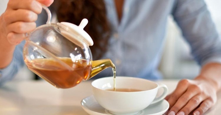 খালি পেটে চা পান করার স্বাস্থ্যঝুঁকি