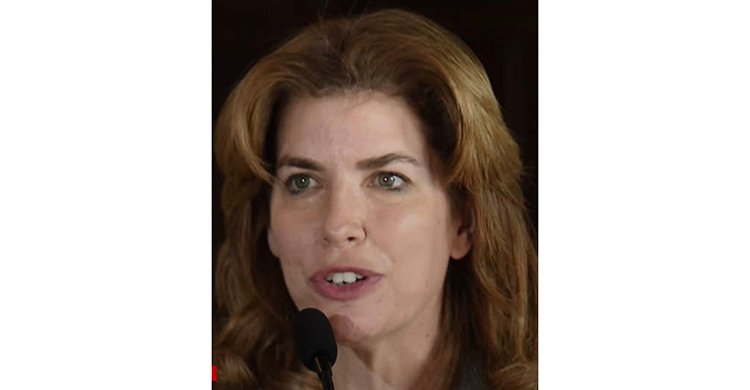 নিউ ইয়র্ক সিটি কাউন্সিলের প্রথম ইহুদি বংশোদ্ভূত স্পীকার জুলি মেনন