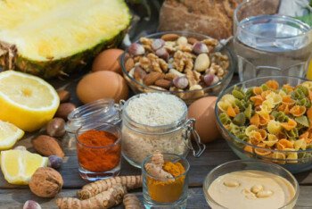 ইউরিক অ্যাসিড নিয়ন্ত্রণে যে ফলগুলো খাবেন