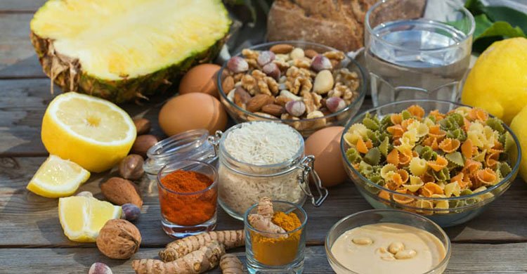 ইউরিক অ্যাসিড নিয়ন্ত্রণে যে ফলগুলো খাবেন