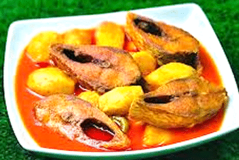 কচুমুখী দিয়ে ইলিশ