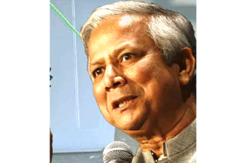 ৪র্থ পাতায় কে কি বললেন