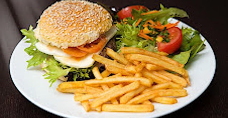 ডায়াবেটিসে আক্রান্ত হলে যেসব খাবার এড়িয়ে চলবেন