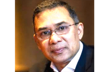 ৪র্থ পাতায় কে কি বললেন