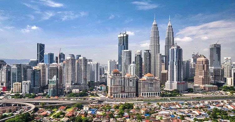 বাংলাদেশিদের জন্য মালয়েশিয়ার বড় সুখবর