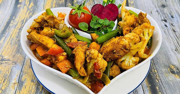 রং বাহারি চিকেন